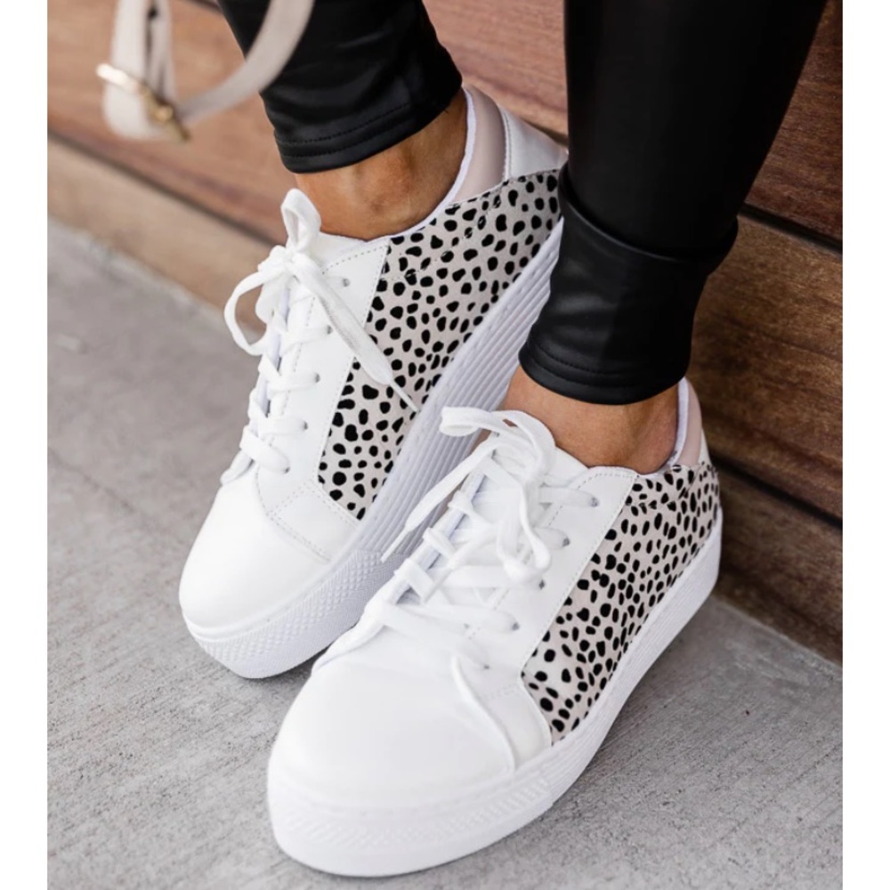 Qupid Marissa Sneaker